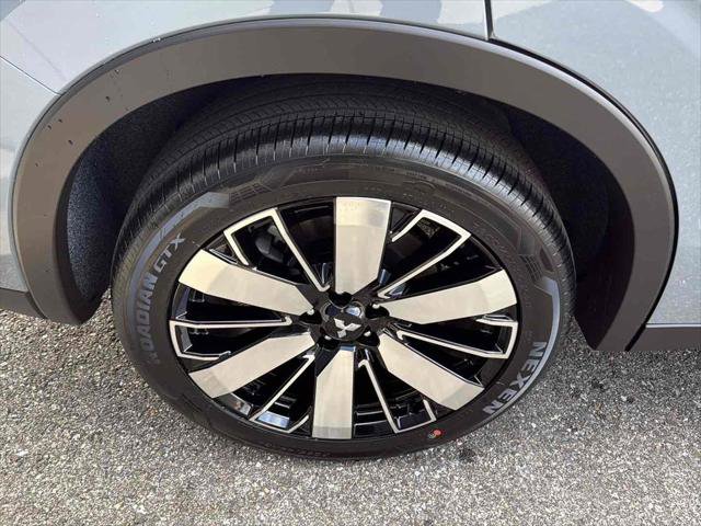 New 2026 Mitsubishi Outlander SE image 13