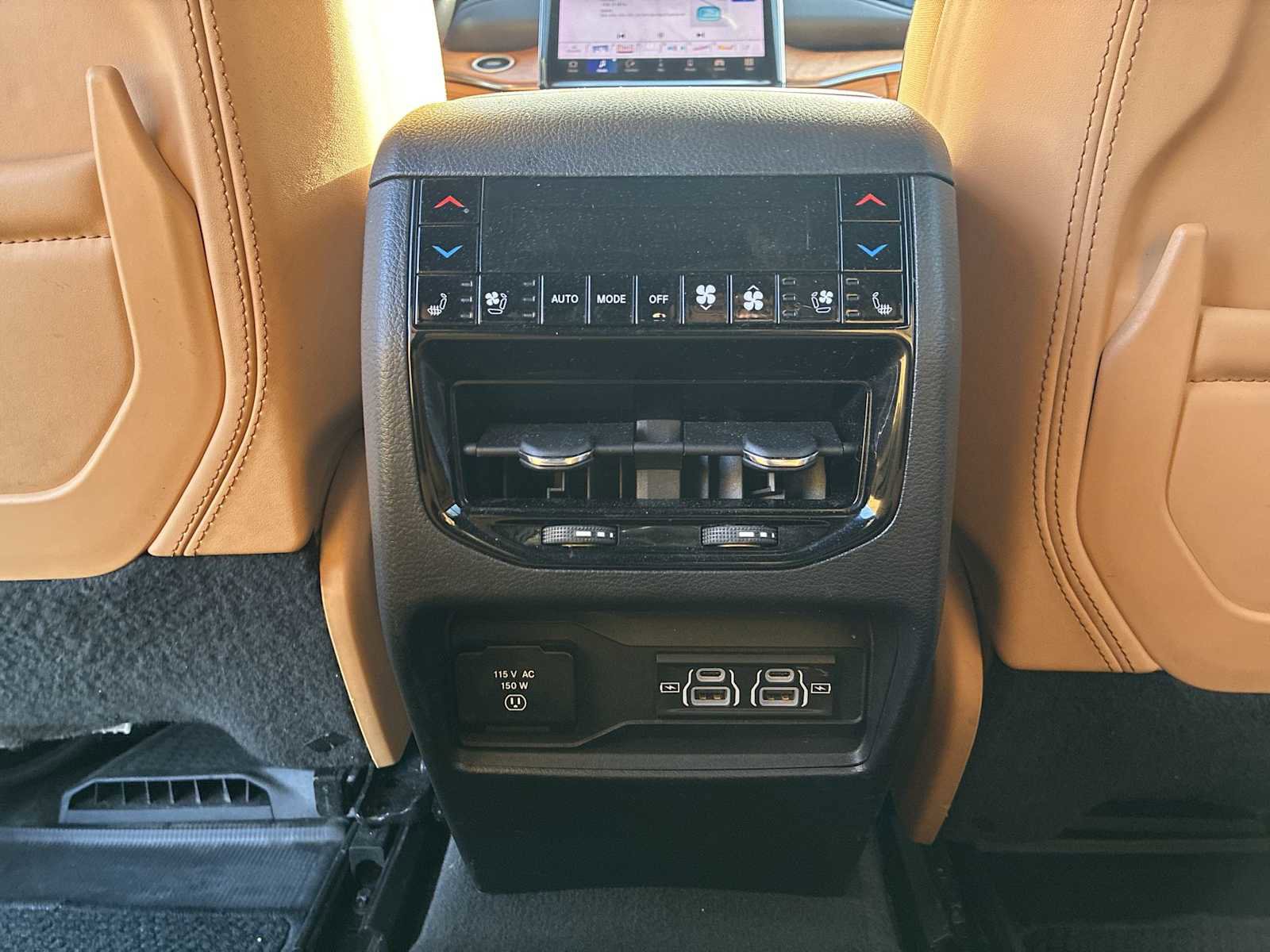 Used 2023 Jeep Grand Cherokee Summit image 22