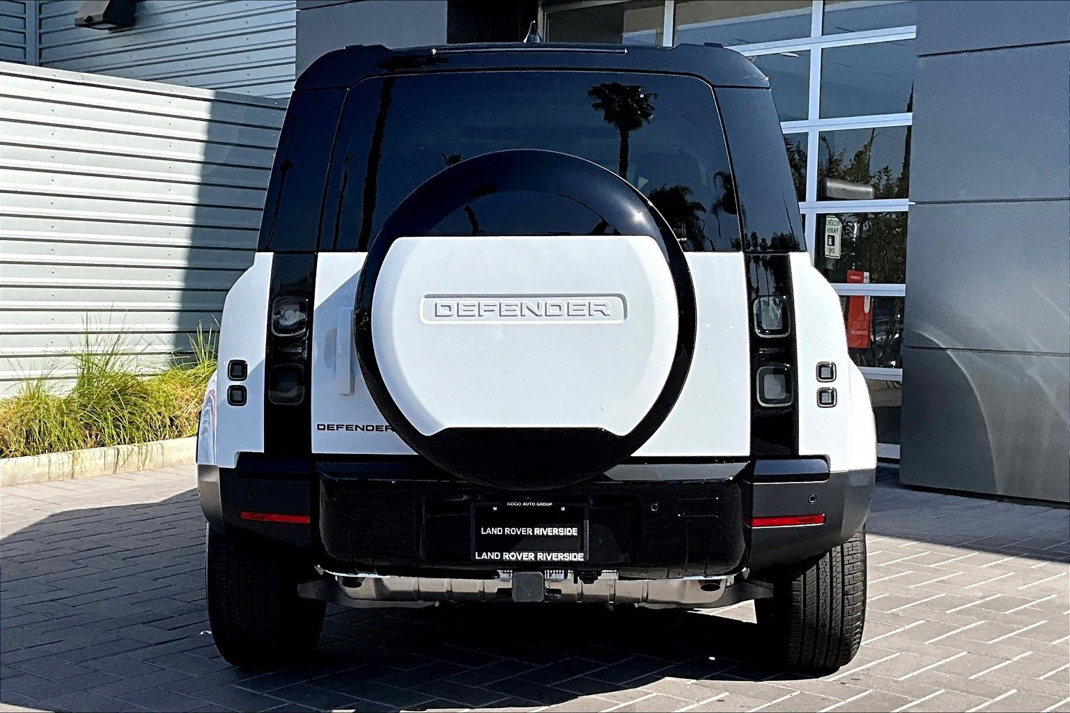 New 2026 Land Rover Defender 110 S image 4