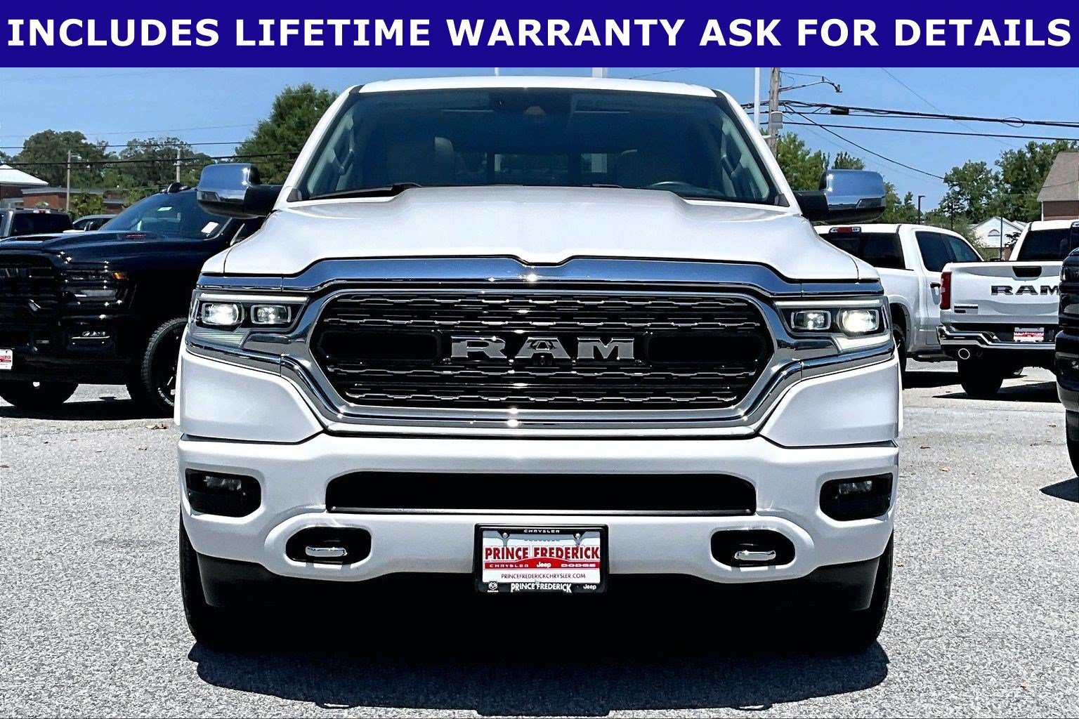 Used 2023 RAM 1500 Limited AWD/4WD image 2