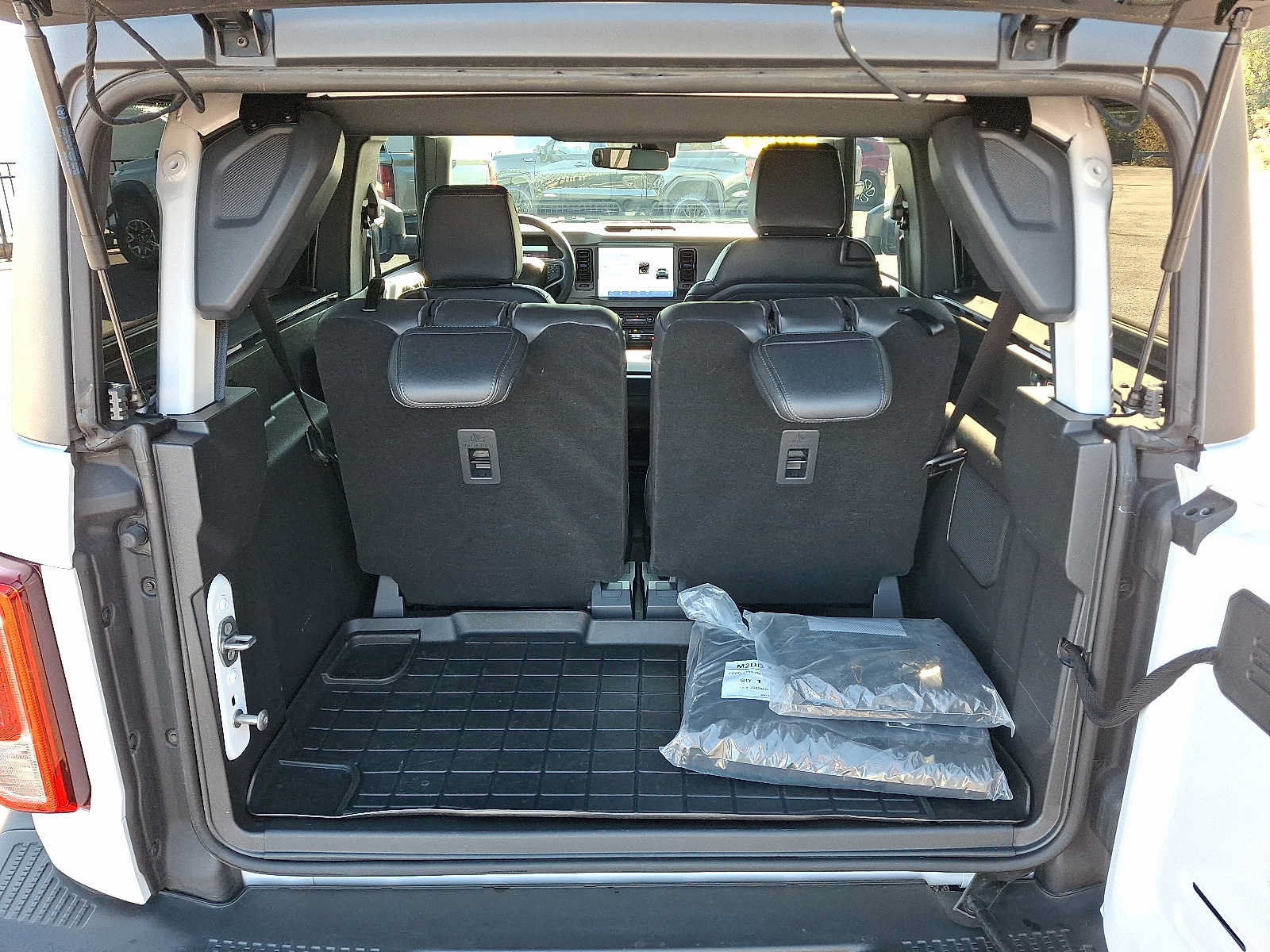 Used 2024 Ford Bronco Black Diamond AWD/4WD image 28