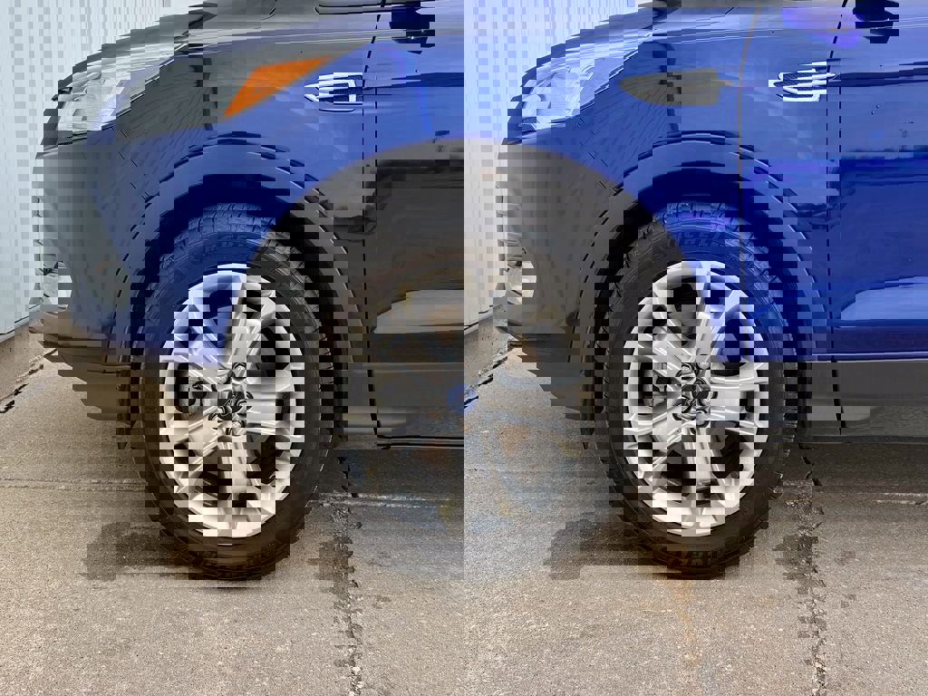 Used 2016 Ford Escape Titanium AWD/4WD image 36