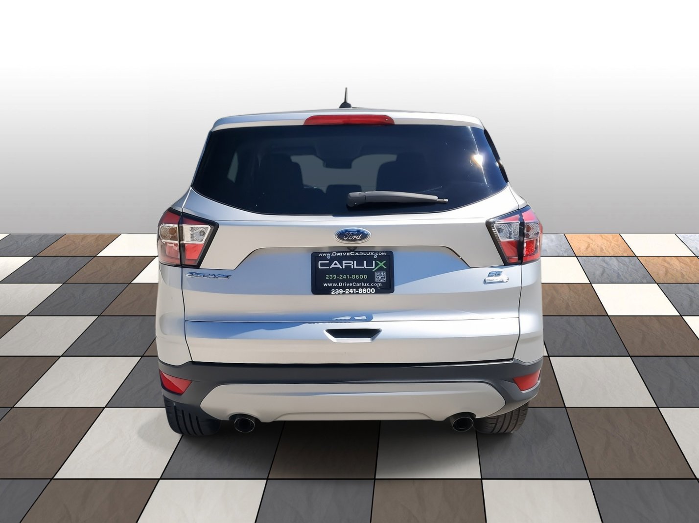 Used 2017 Ford Escape SE image 5