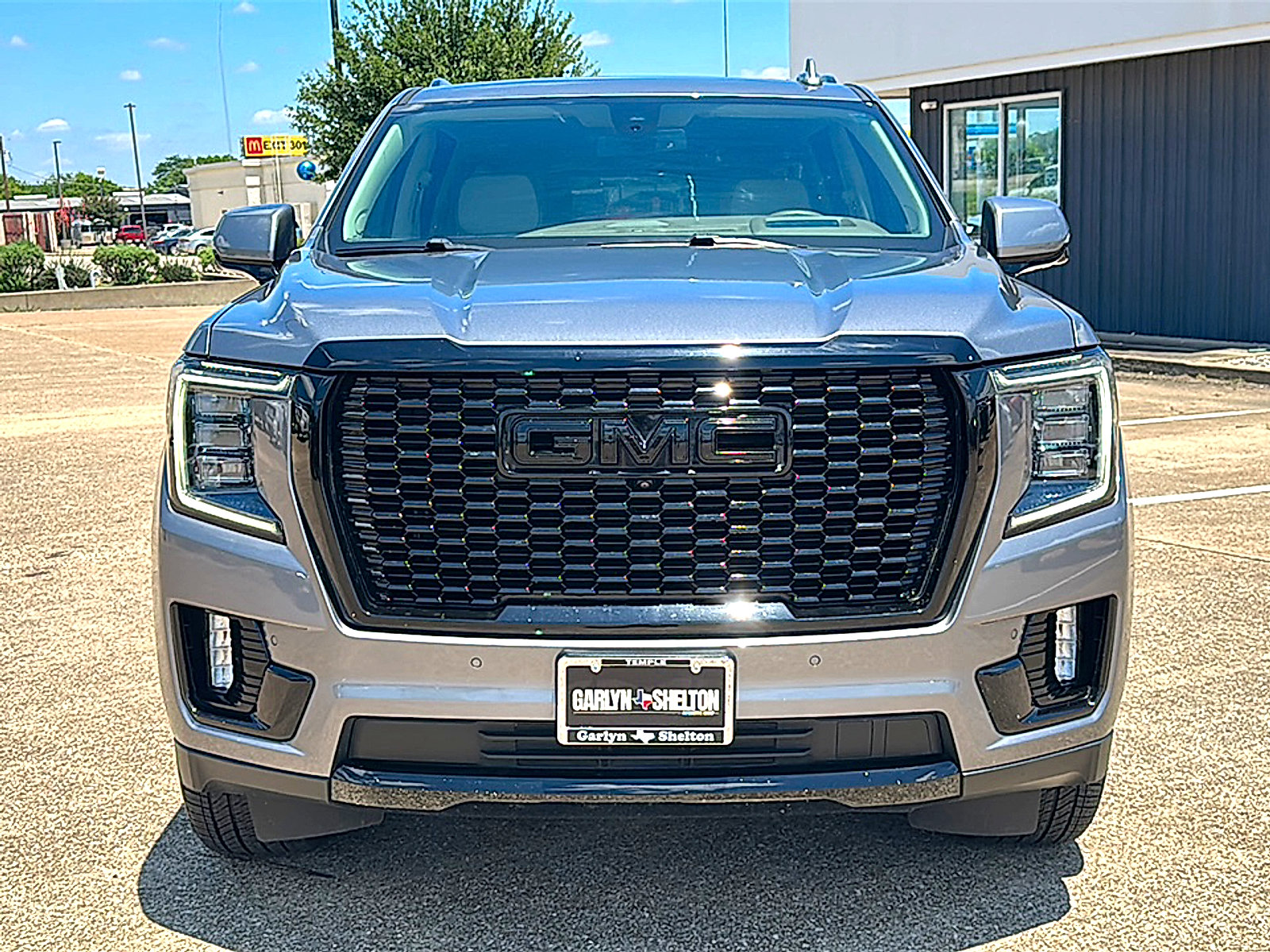 Used 2022 GMC Yukon XL Denali w/ Max Trailering Package AWD/4WD image 11