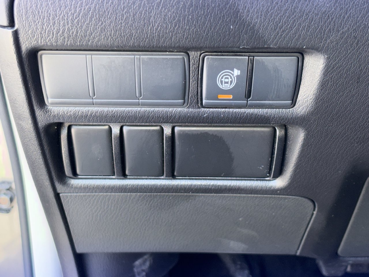 Used 2023 Nissan Armada SV AWD/4WD image 17