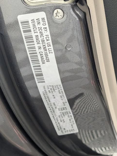 Used 2022 Chrysler Pacifica Touring-L FWD image 36