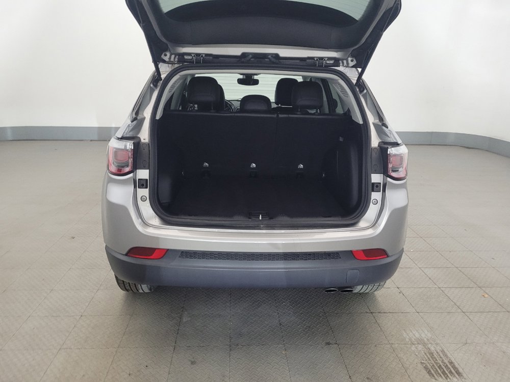 Used 2021 Jeep Compass Latitude w/ Sun and Sound Group AWD/4WD image 29