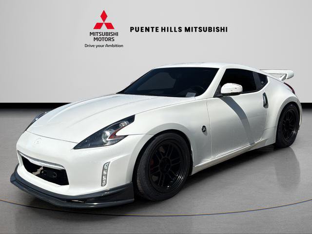 Used 2019 Nissan 370Z w/ Sport Package RWD image 1