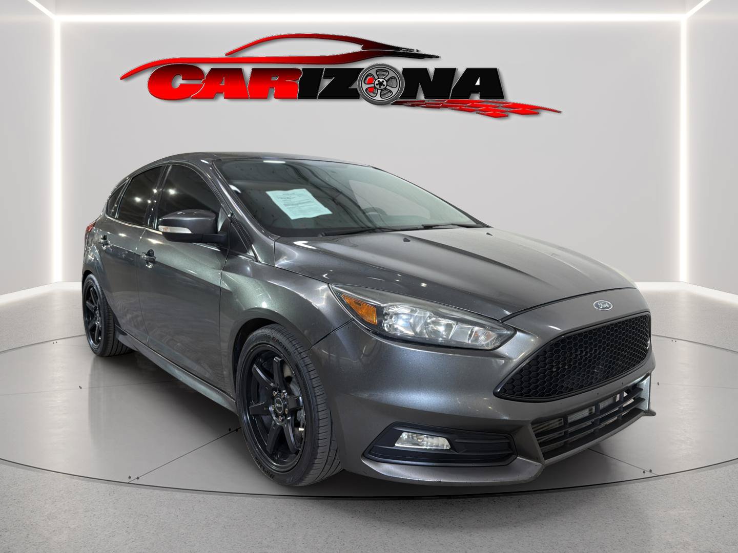Used 2017 Ford Focus ST FWD image 1