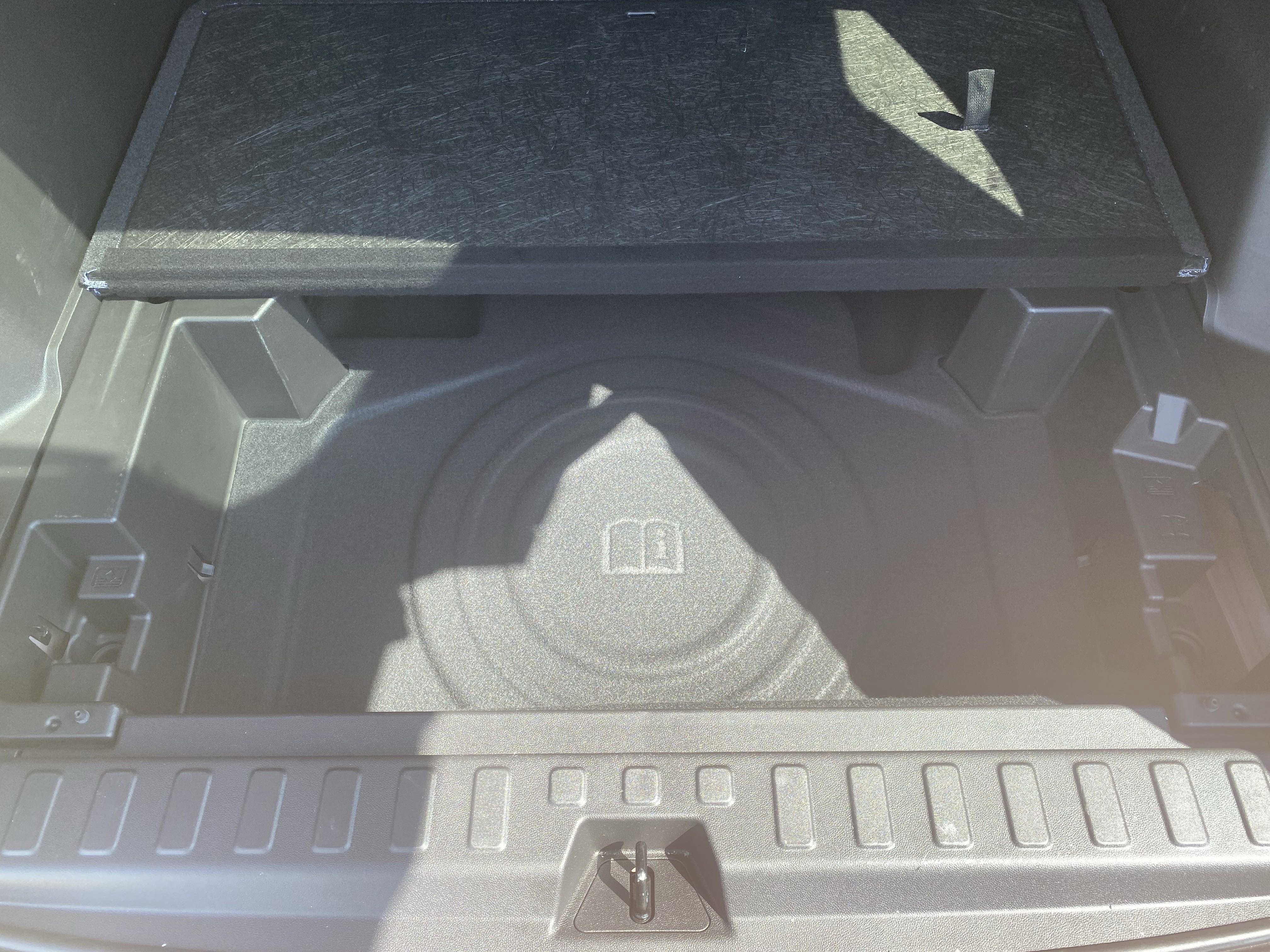 Used 2024 Chevrolet Equinox LT w/ LPO, Floor Liner Package image 22