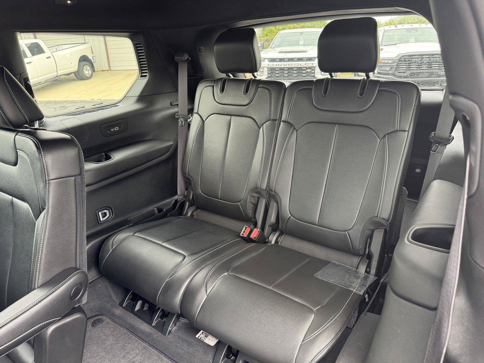 Used 2024 Jeep Grand Cherokee L Limited AWD/4WD image 29