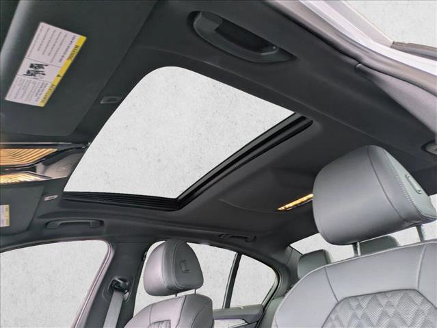 Used 2023 BMW 530e w/ Premium Package image 16