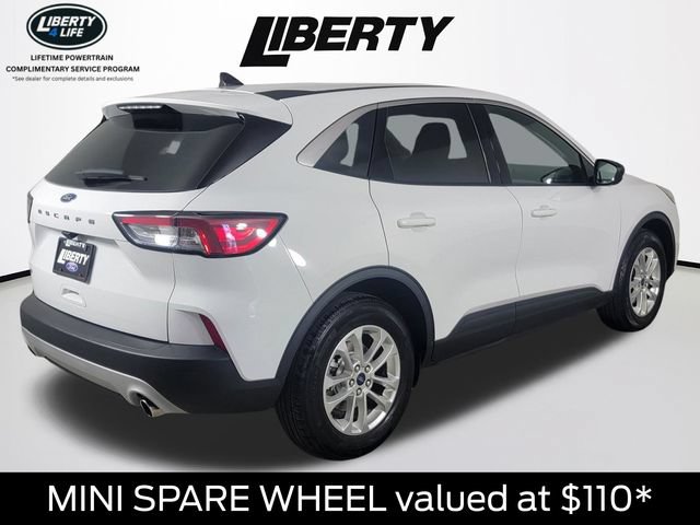 Certified 2022 Ford Escape SE w/ Cold Weather Package FWD image 3