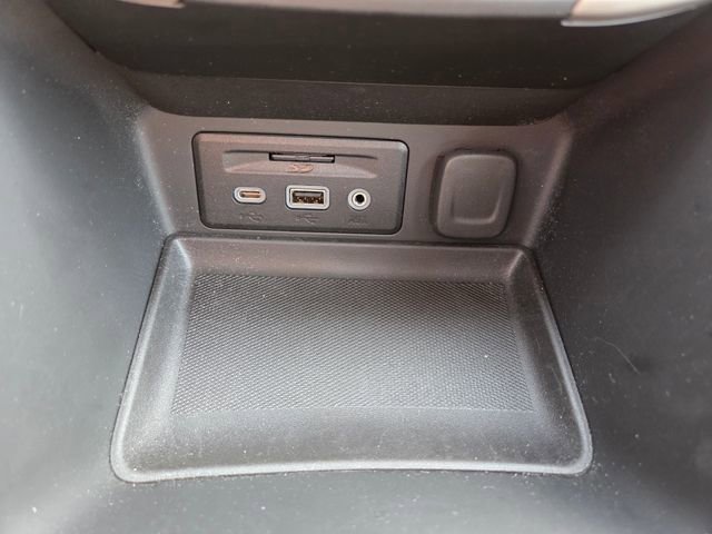 Used 2024 GMC Terrain Denali w/ Denali Premium Package image 30
