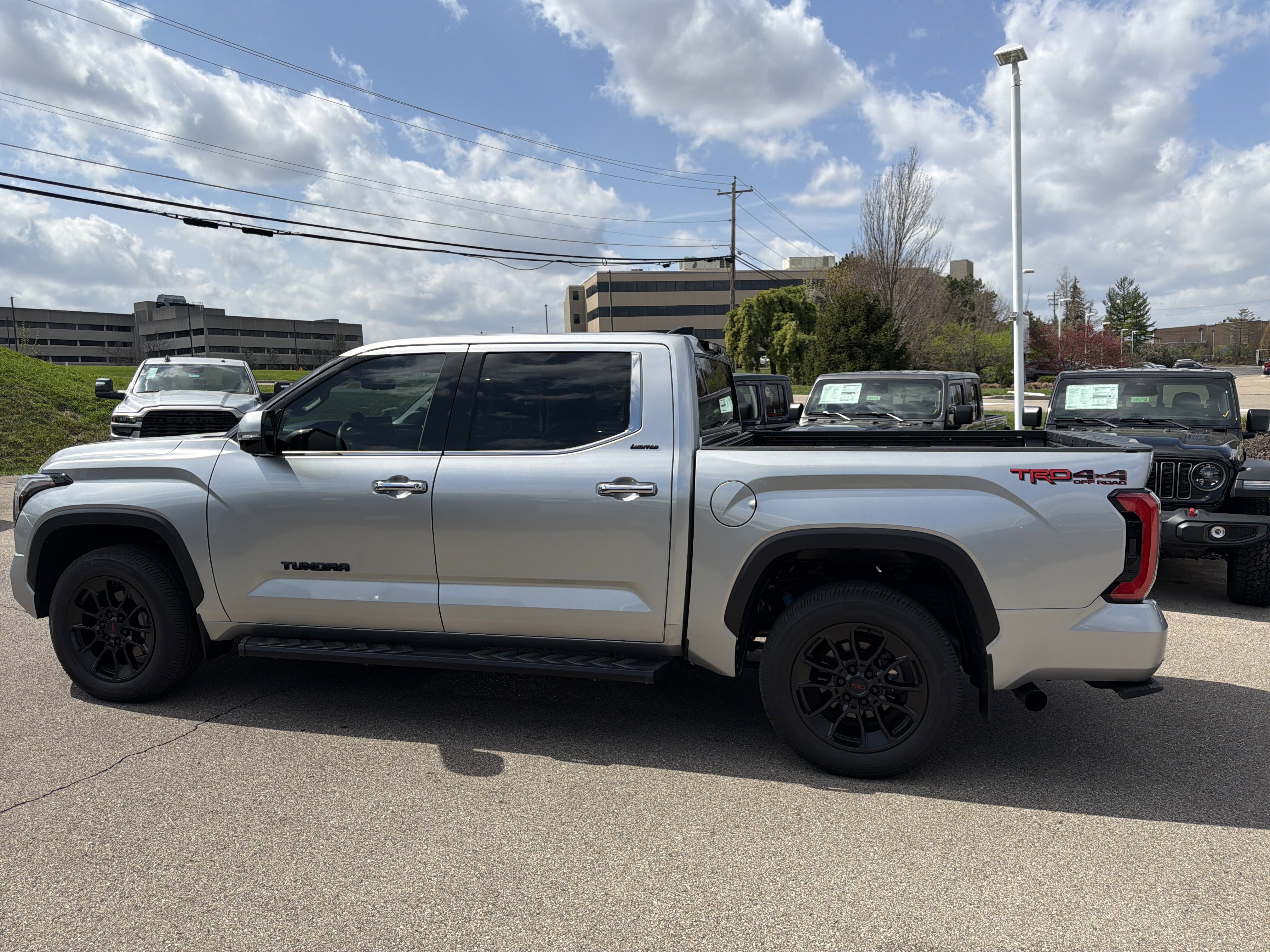 Used 2023 Toyota Tundra Limited w/ TRD Off-Road Package image 7