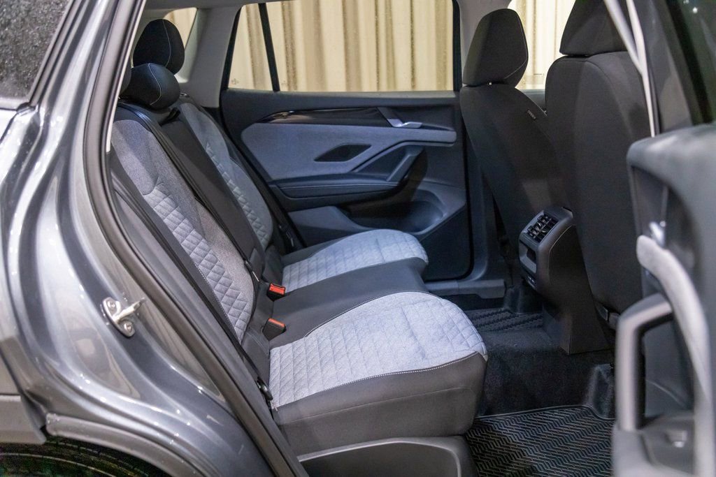 New 2026 Volkswagen Tiguan S AWD/4WD image 12