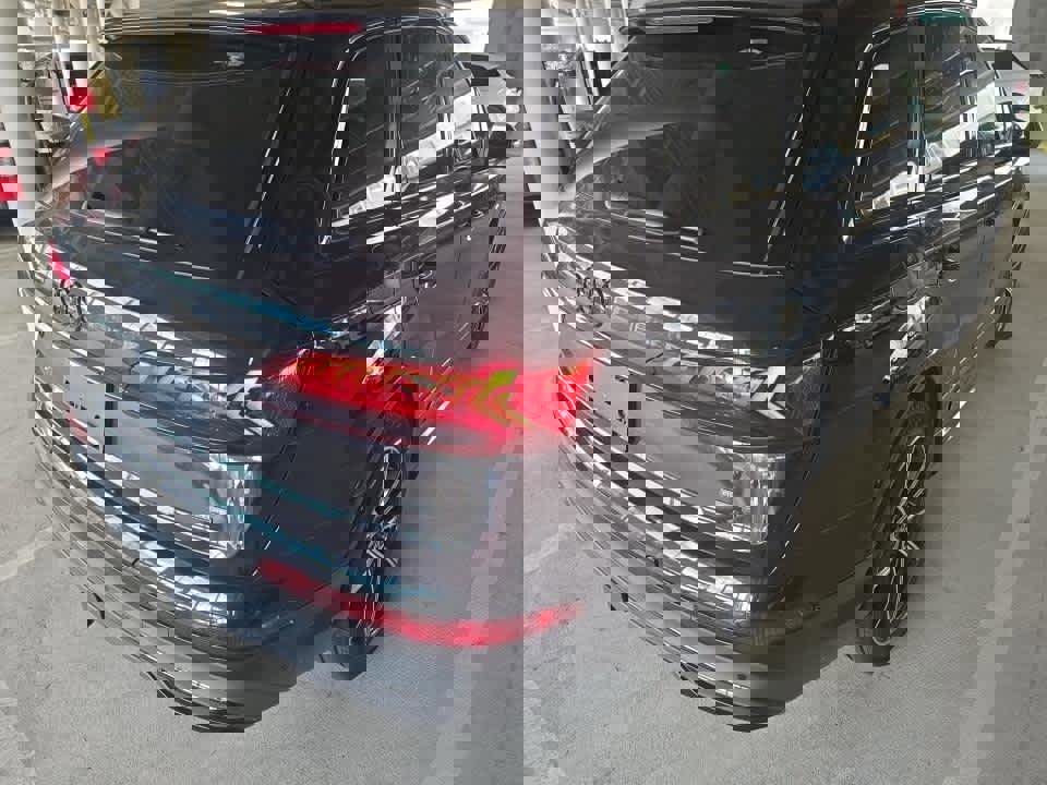 Used 2023 Audi Q7 3.0T Prestige w/ Prestige Package image 5