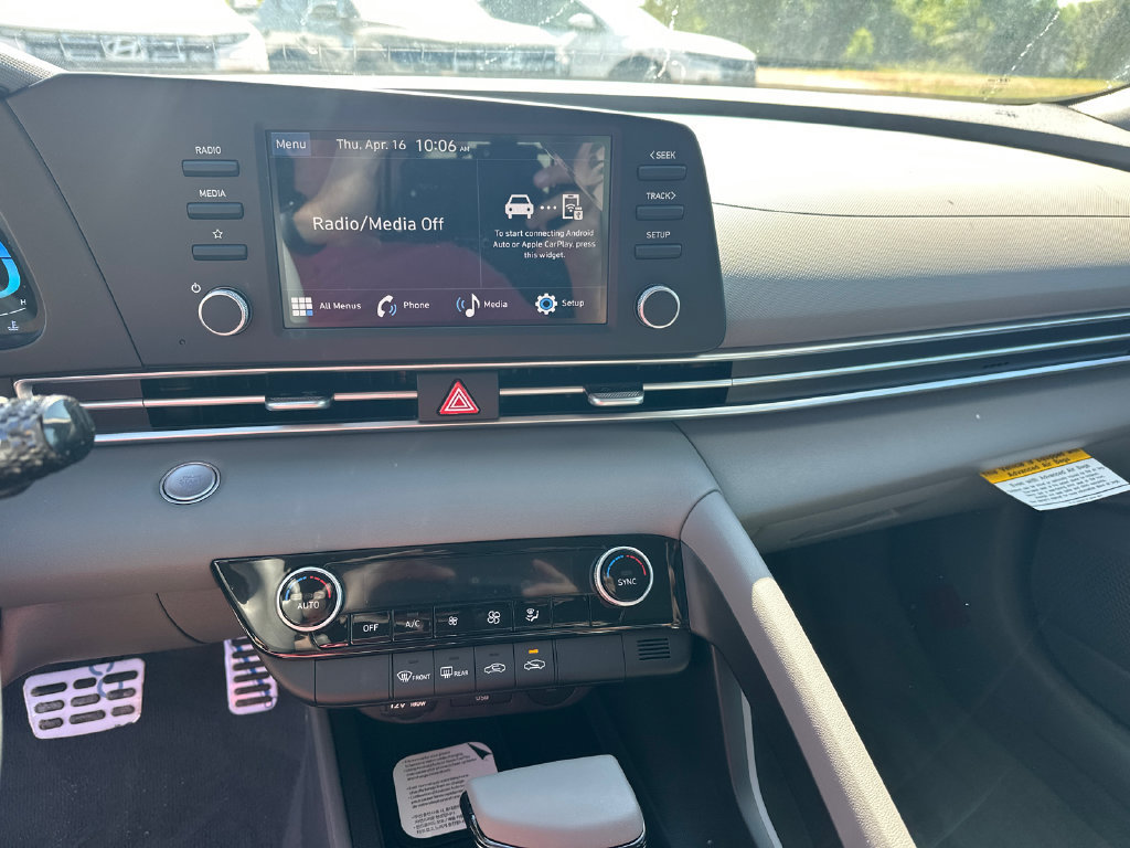 Certified 2026 Hyundai Elantra Sport FWD image 27