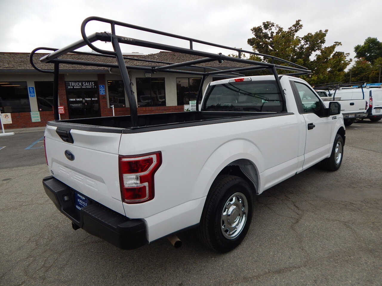 Used 2018 Ford F150 XL w/ Equipment Group 101A Mid image 8