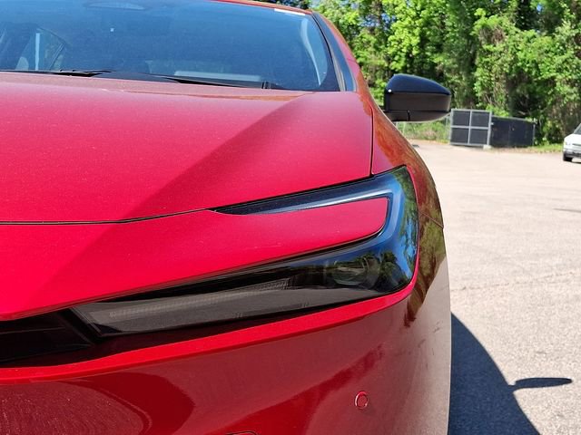 Used 2024 Toyota Prius XLE image 11