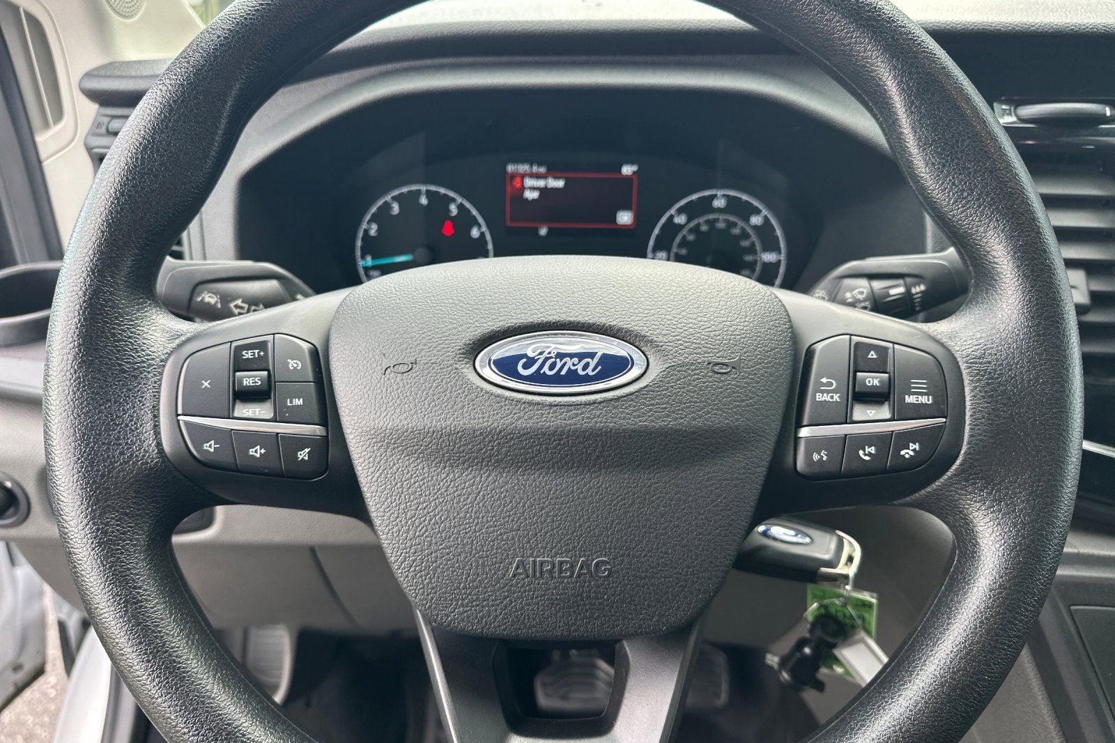 Used 2023 Ford Transit 350 XLT image 25