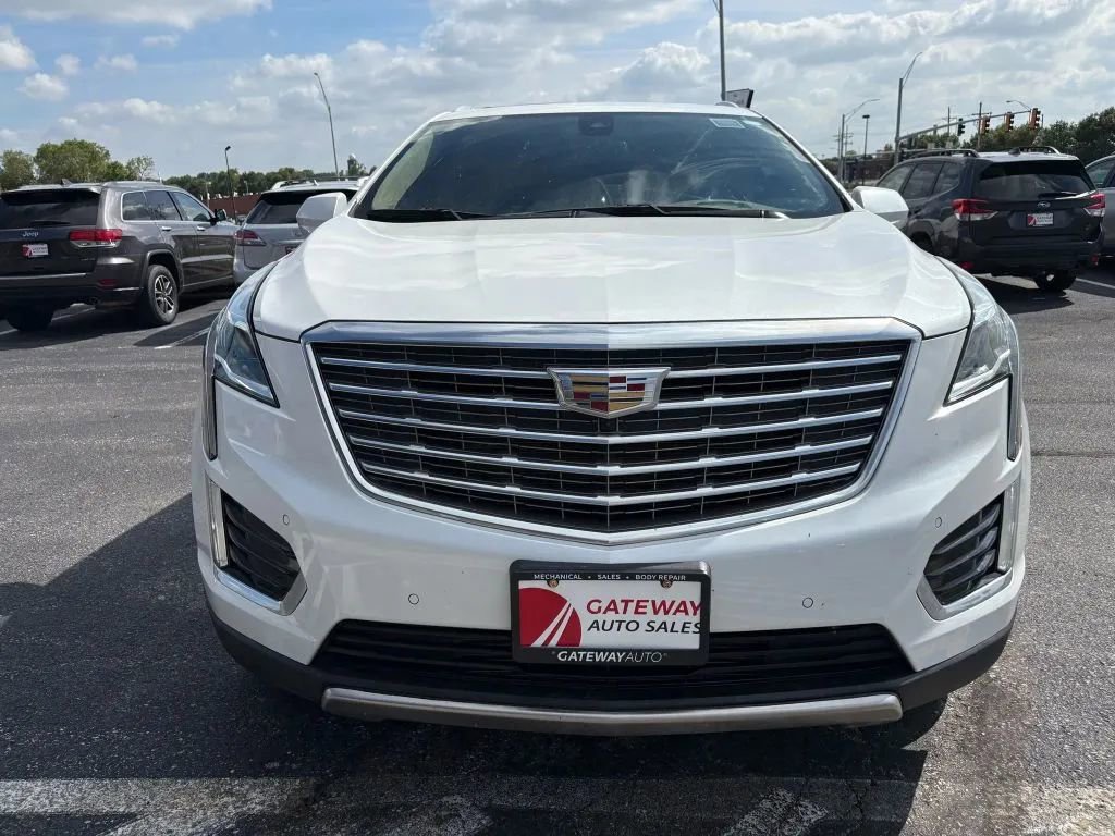 Used 2017 Cadillac XT5 Platinum AWD/4WD image 8