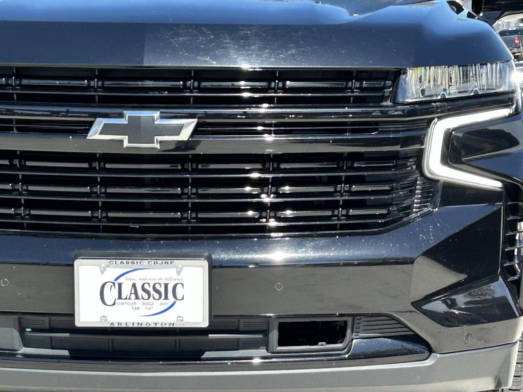 Used 2024 Chevrolet Suburban RST image 9