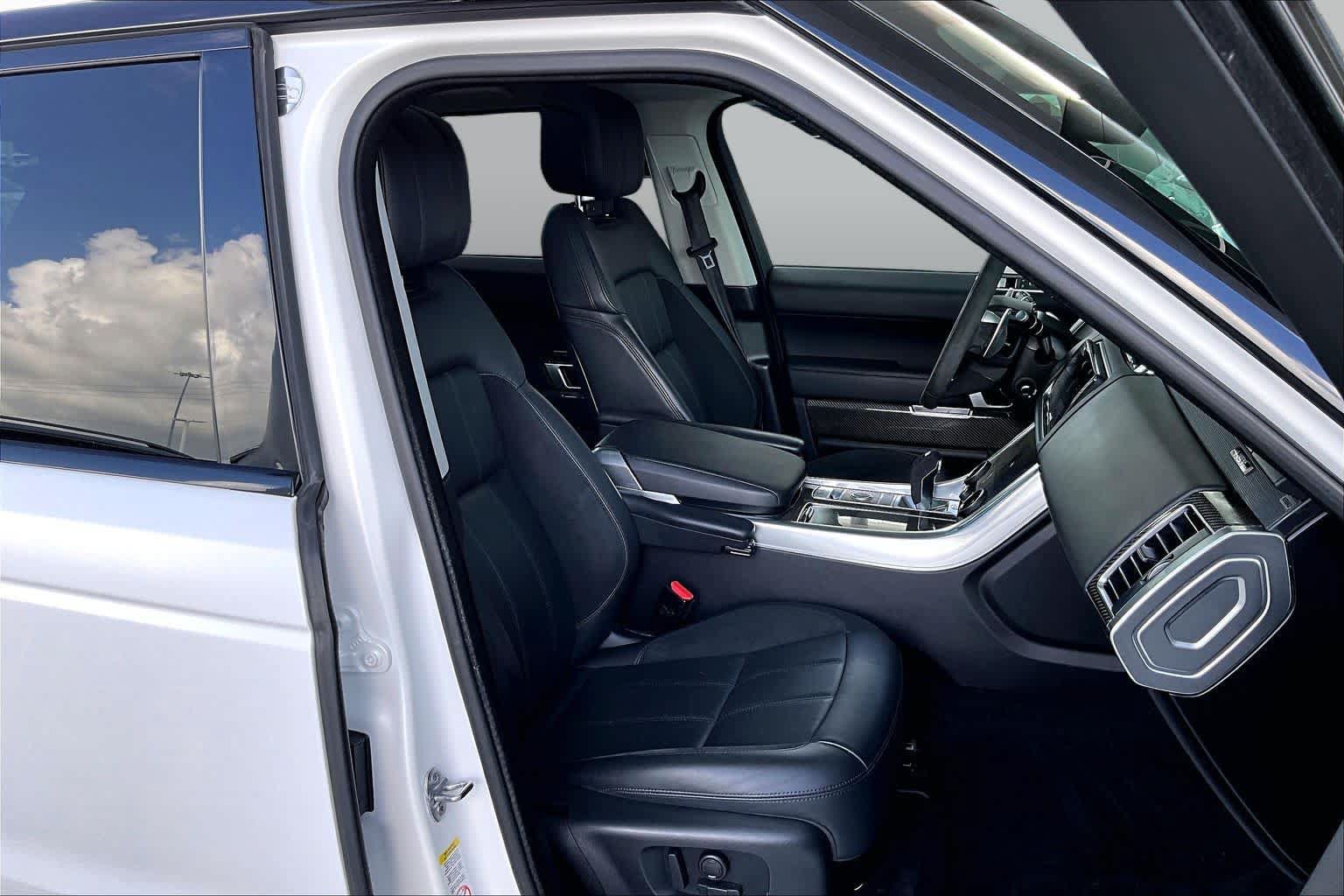 Used 2022 Land Rover Range Rover Sport HST AWD/4WD image 9