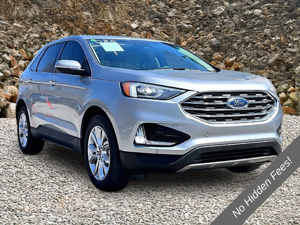 Used 2021 Ford Edge Titanium w/ Cargo Accessory Package FWD image 10