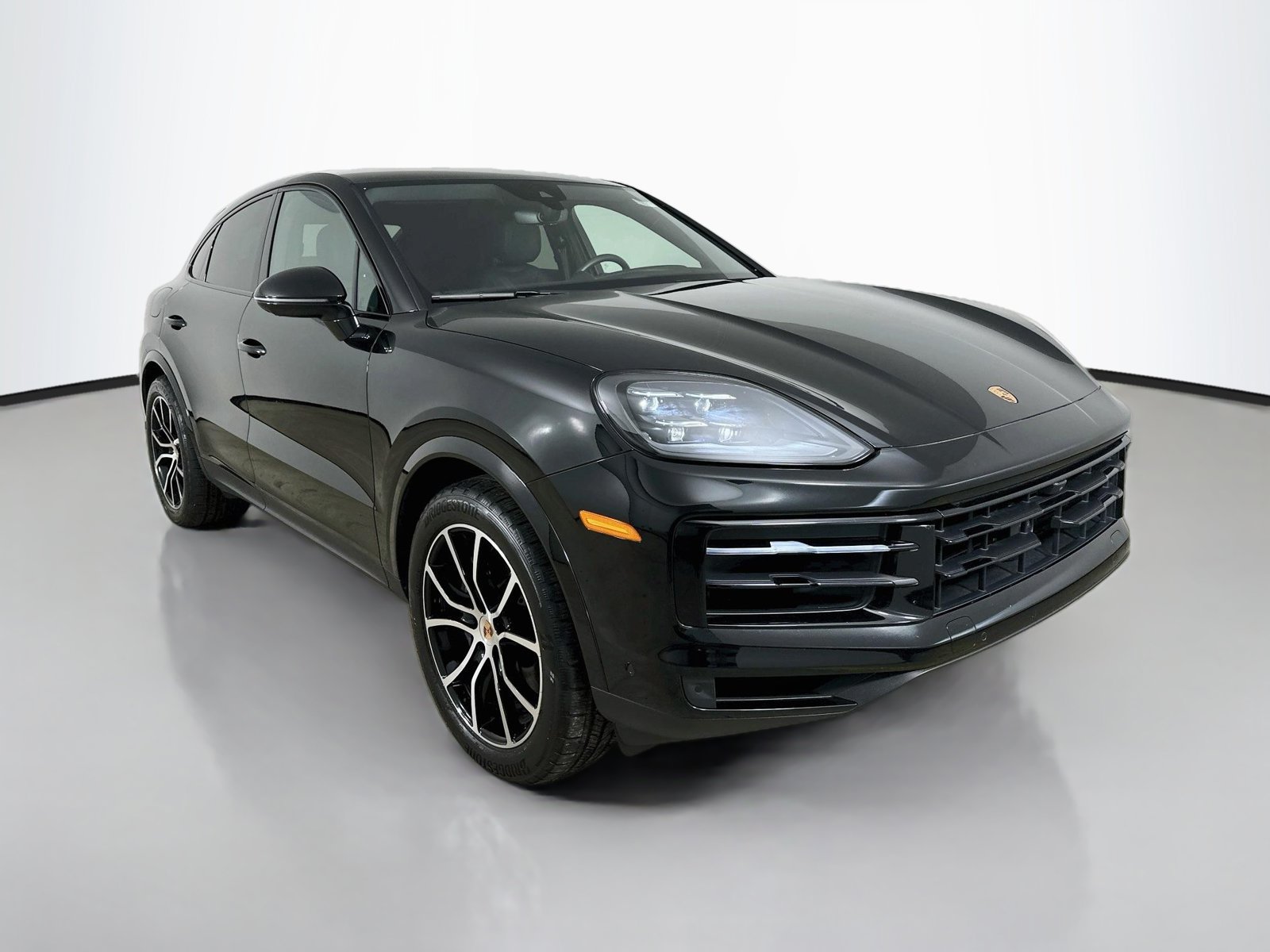Used 2026 Porsche Cayenne Coupe AWD/4WD image 3