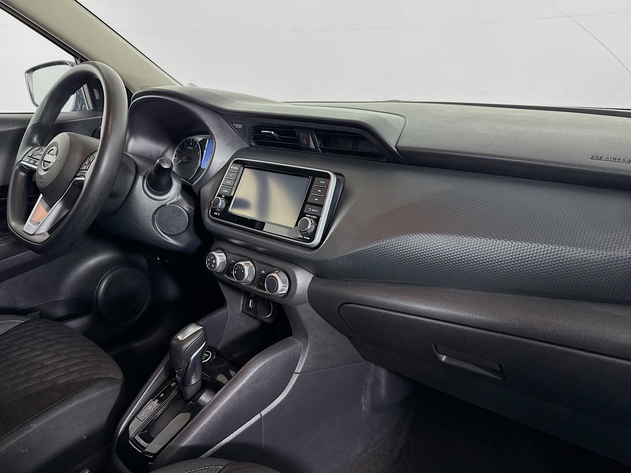 Used 2022 Nissan Kicks S image 29