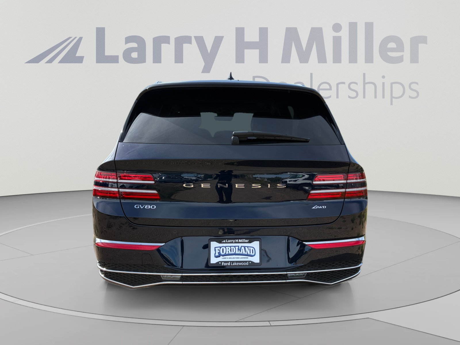 Used 2025 Genesis GV80 2.5T Advanced AWD/4WD image 4