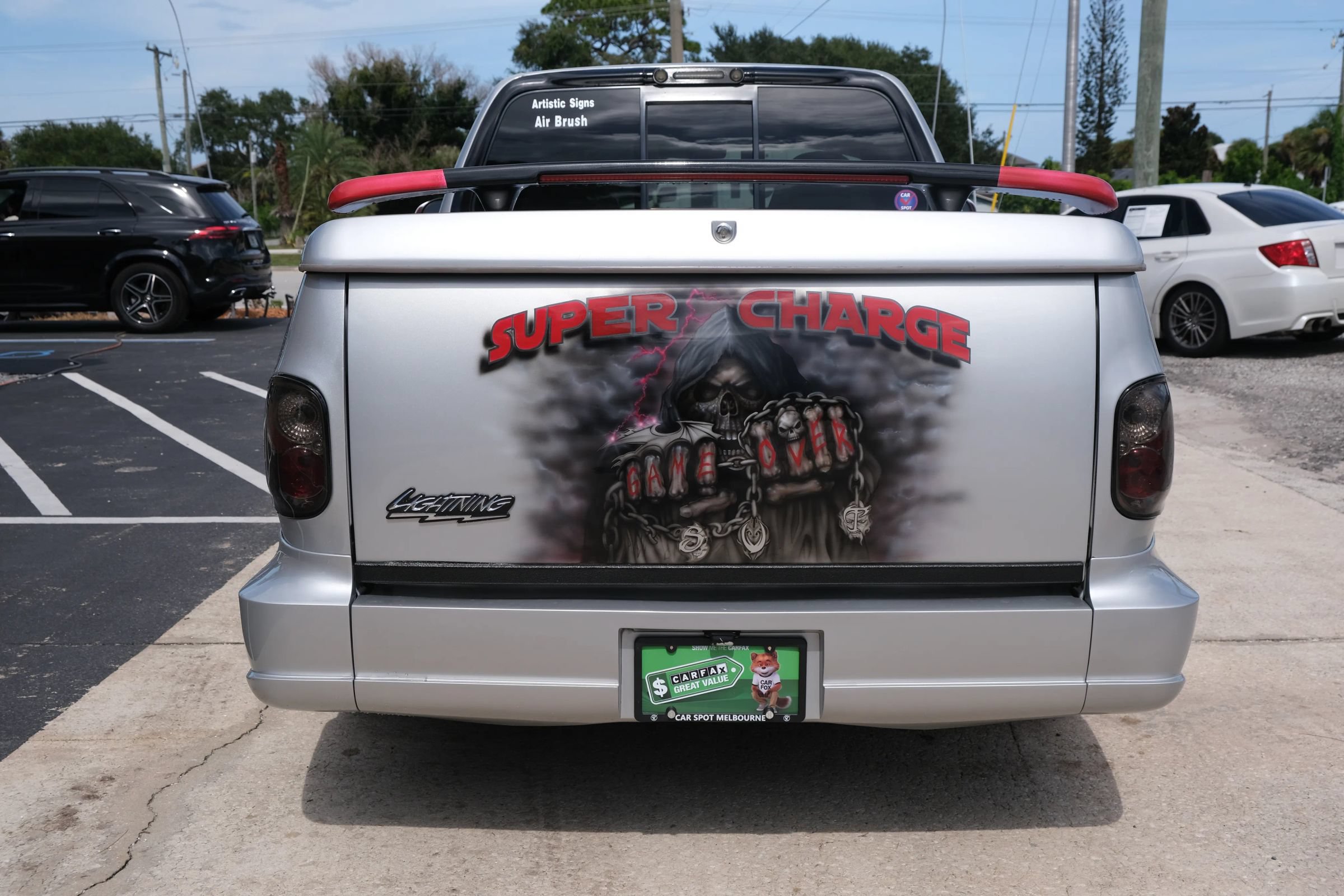 Used 2001 Ford F150 Lightning RWD image 6