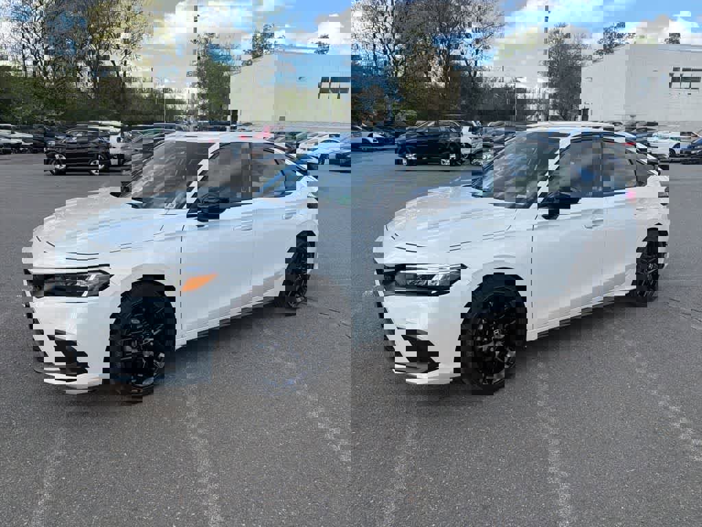 Used 2023 Honda Civic Sport image 3