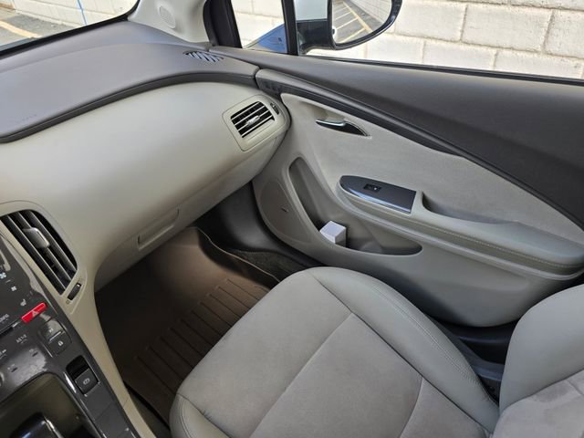 Used 2014 Chevrolet Volt Premium w/ Premium Trim Package image 26
