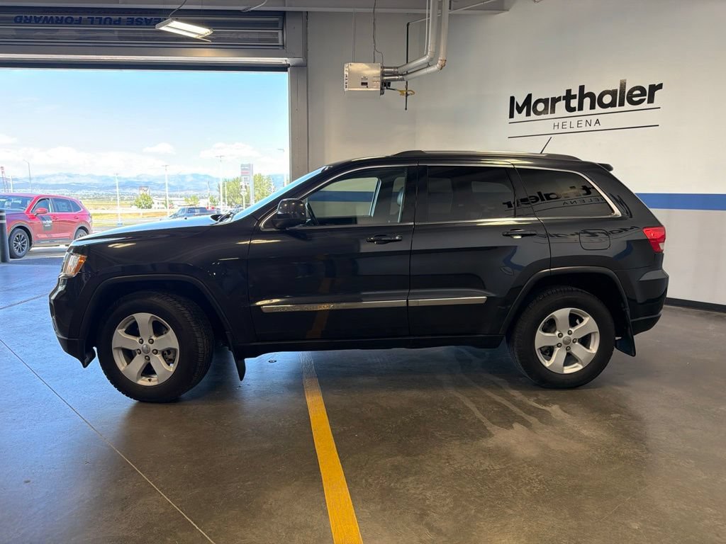 Used 2013 Jeep Grand Cherokee Laredo AWD/4WD image 8