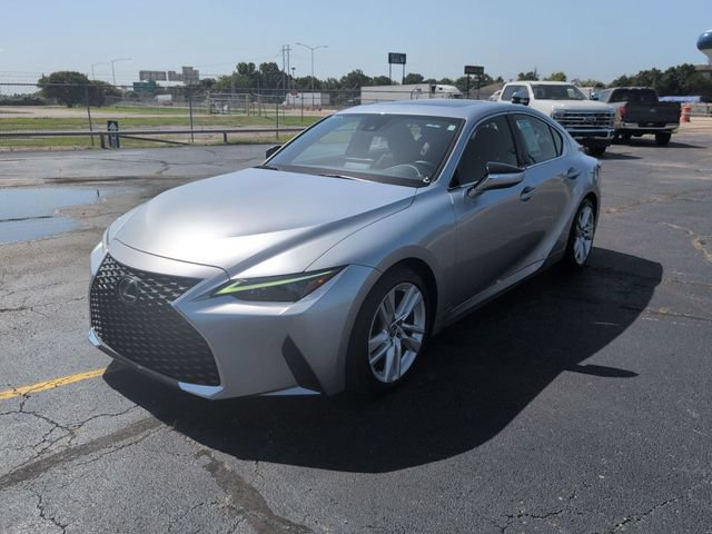 Used 2023 Lexus IS 300 w/ Comfort Package RWD image 3