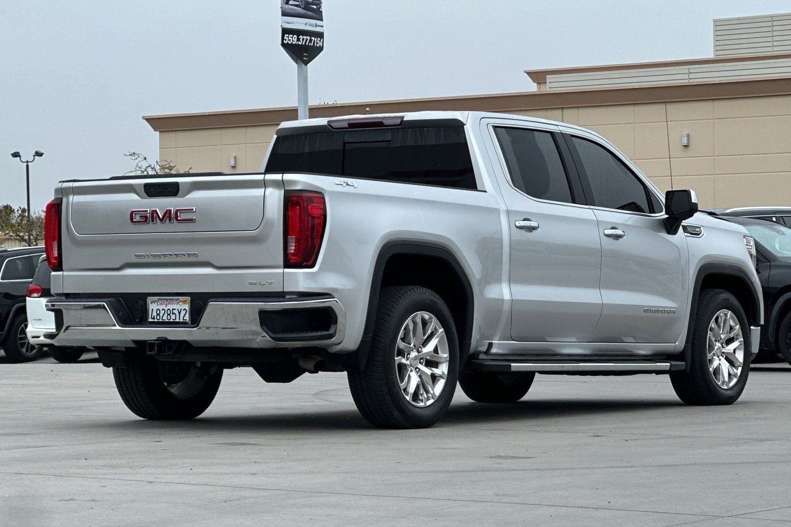 Used 2020 GMC Sierra 1500 SLT w/ SLT Premium Package image 6