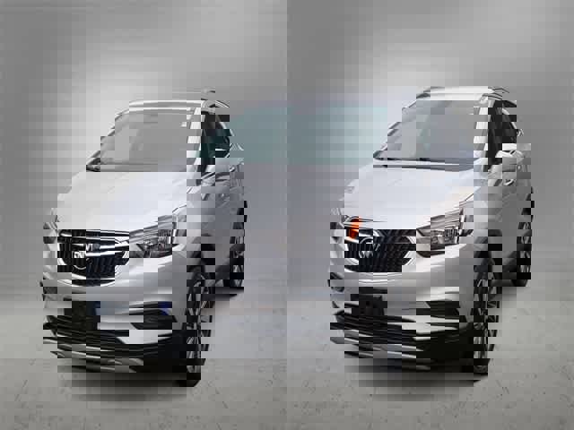 Used 2022 Buick Encore Preferred w/ Safety Package image 4