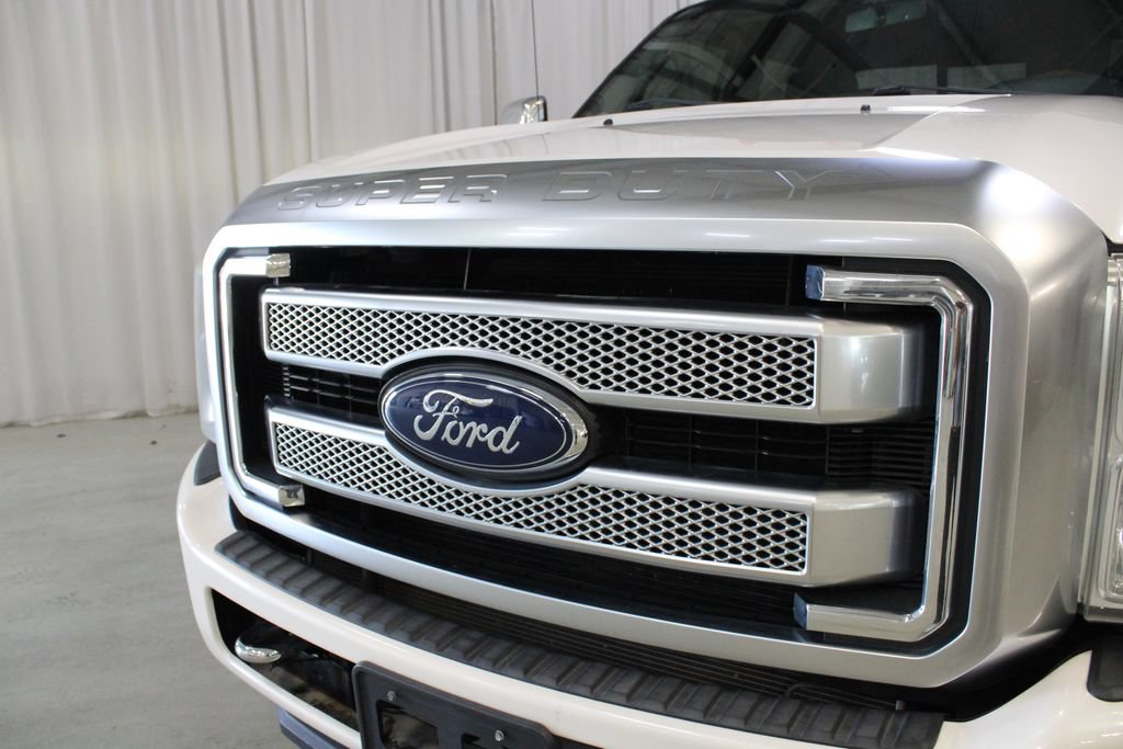 Used 2016 Ford F350 Platinum w/ Platinum Package AWD/4WD image 30