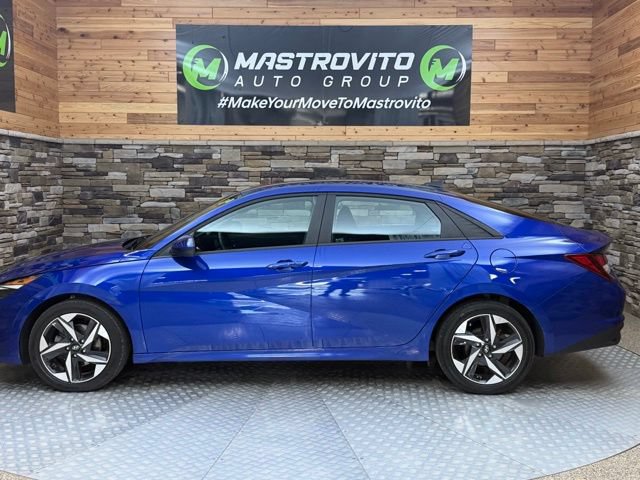 Used 2023 Hyundai Elantra SEL w/ Convenience Package FWD image 6