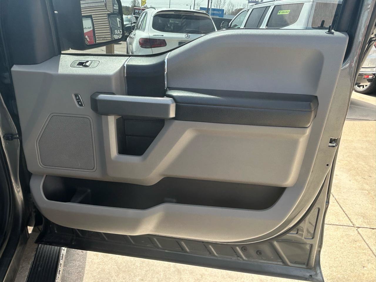 Used 2017 Ford F150 XLT AWD/4WD image 16