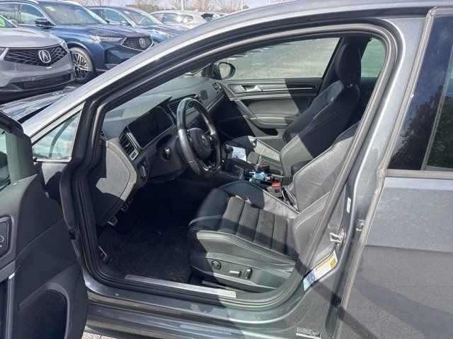 Used 2019 Volkswagen Golf R 4-Door image 4