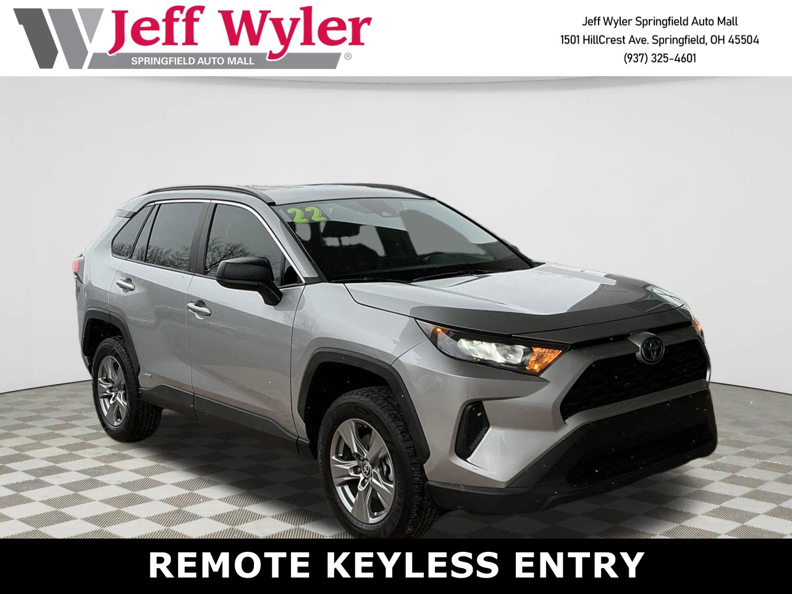 Certified 2022 Toyota RAV4 LE image 1