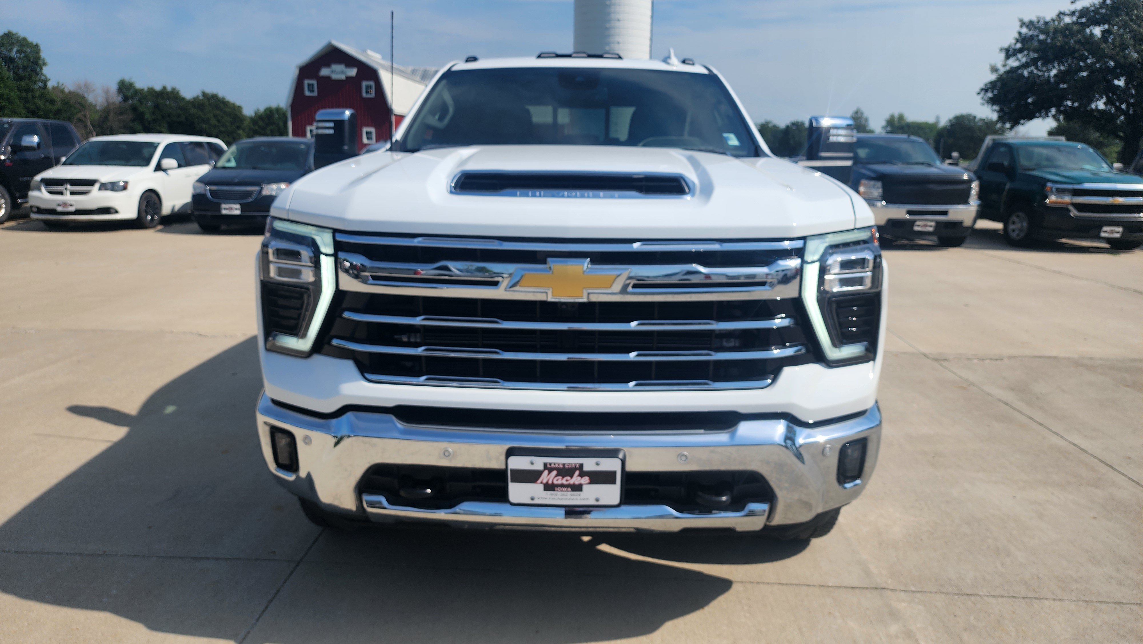 Certified 2026 Chevrolet Silverado 2500 LTZ w/ LTZ Plus Package AWD/4WD image 2