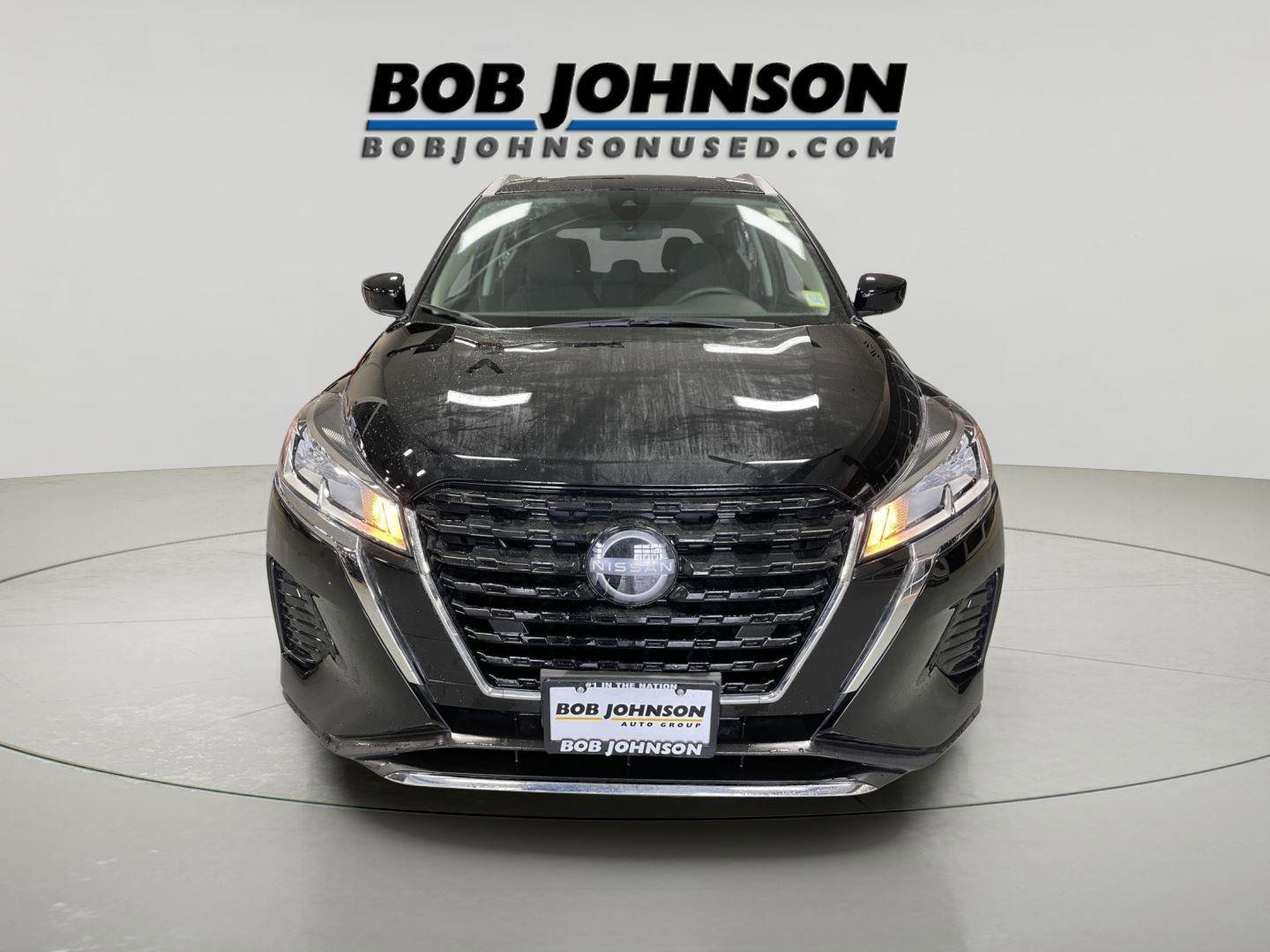 Used 2023 Nissan Kicks SV FWD image 2