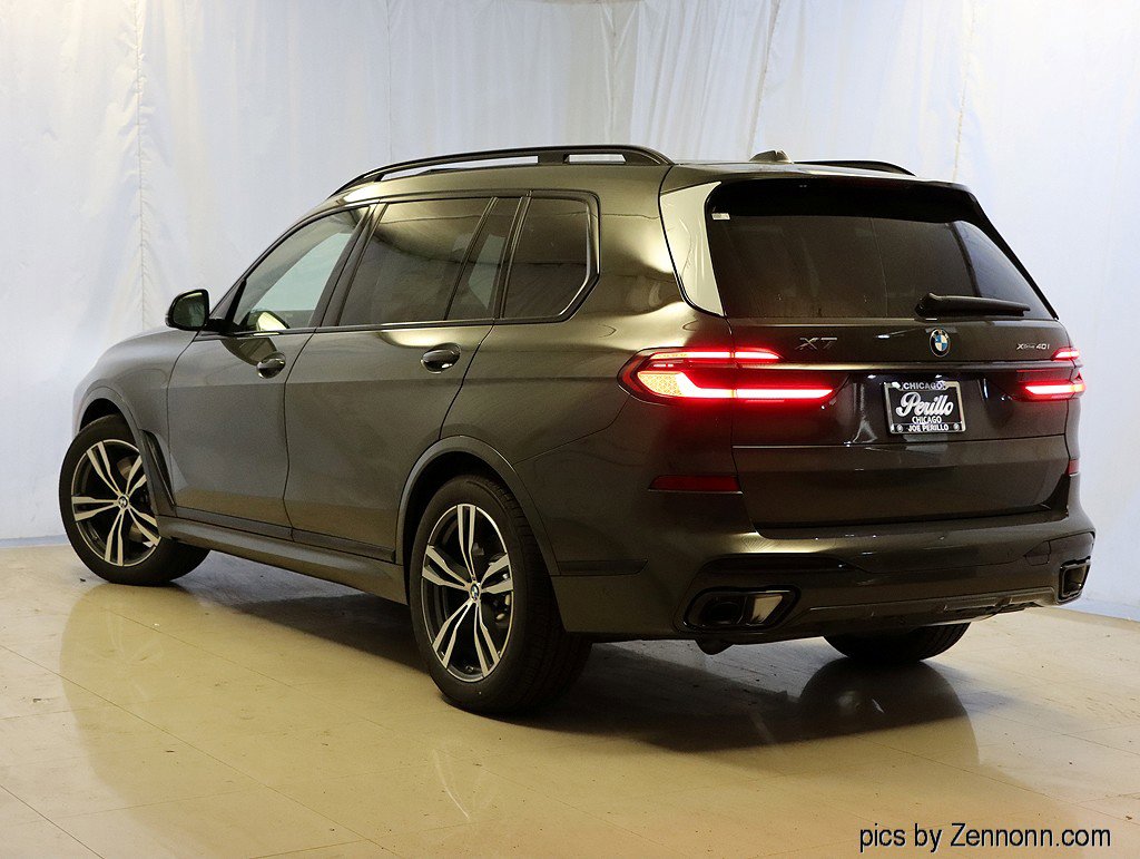 Used 2026 BMW X7 xDrive40i w/ M Sport Package image 9