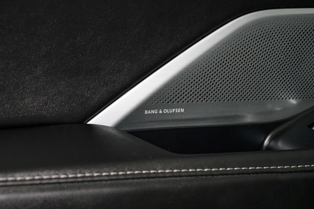 Used 2025 Acura MDX w/ Technology Package image 8