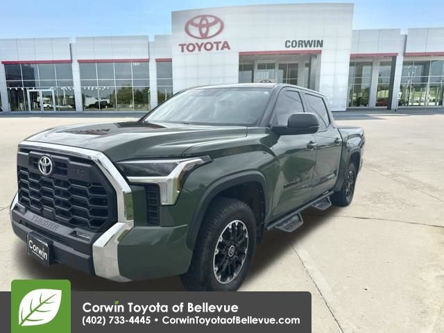 Used 2022 Toyota Tundra SR5 w/ TRD Off-Road Package AWD/4WD image 14