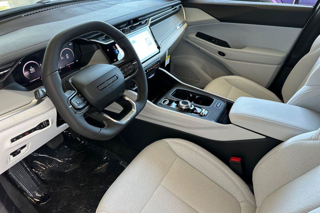 New 2026 Jeep Cherokee Laredo AWD/4WD image 10